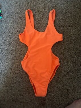 Les Tout Petits Girls Orange One-Piece Cutout Swimsuit. Never worn
